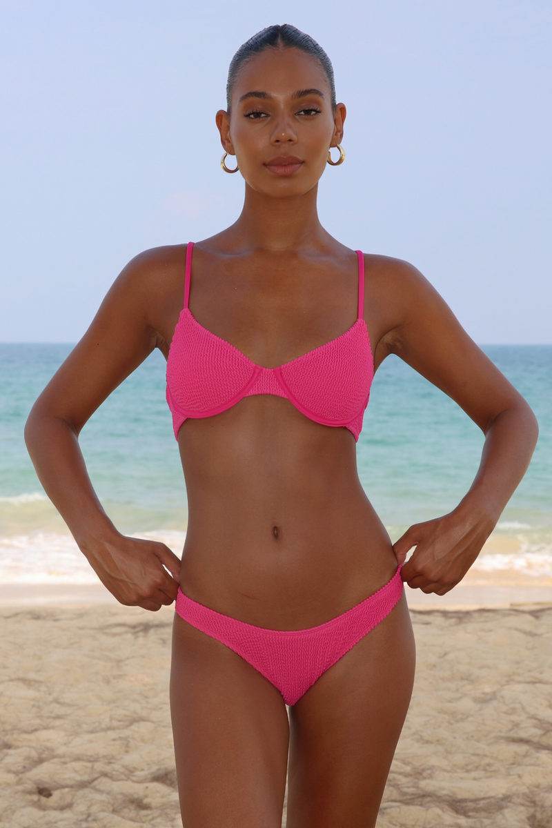 'Raspberry' Scrunch Underwire Bikini Top