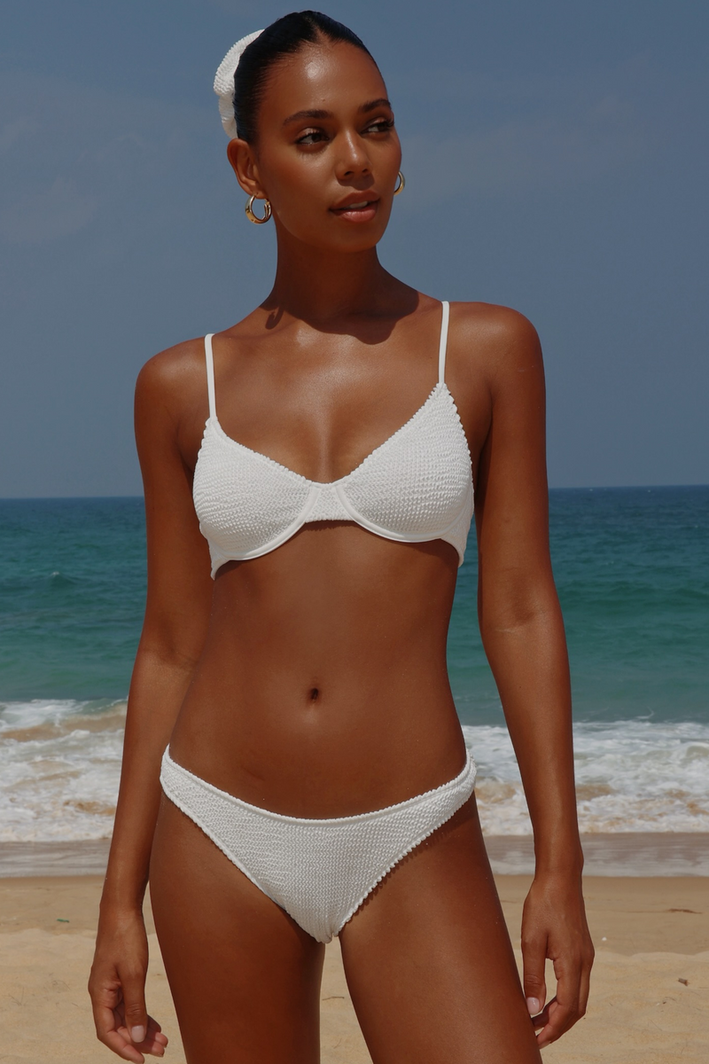 'White' Scrunch Underwire Bikini Top